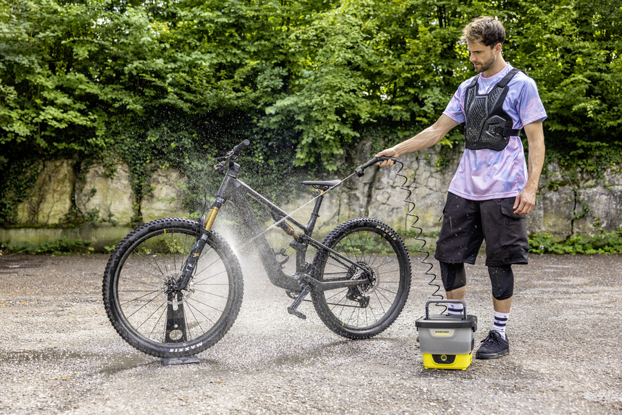 Nízkotlakový čistič OC 4 + Bike Kit