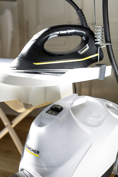 Parná žehliaca stanica SI 4 EasyFix Iron